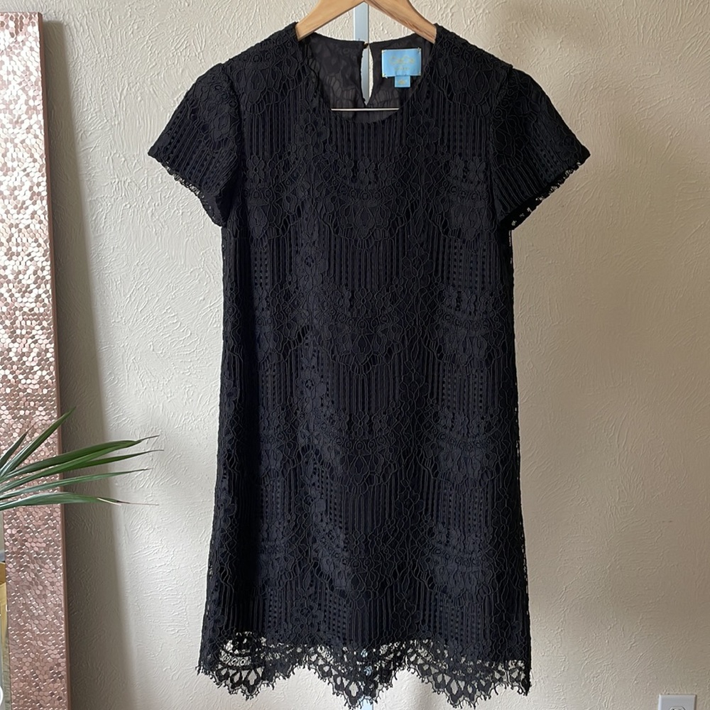 CeCe gorgeous black lace sheath dress